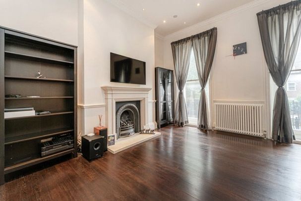 2 bedroom flat with 1 reception and 2 bathrooms in 81 George Street, W1U - Photo 1