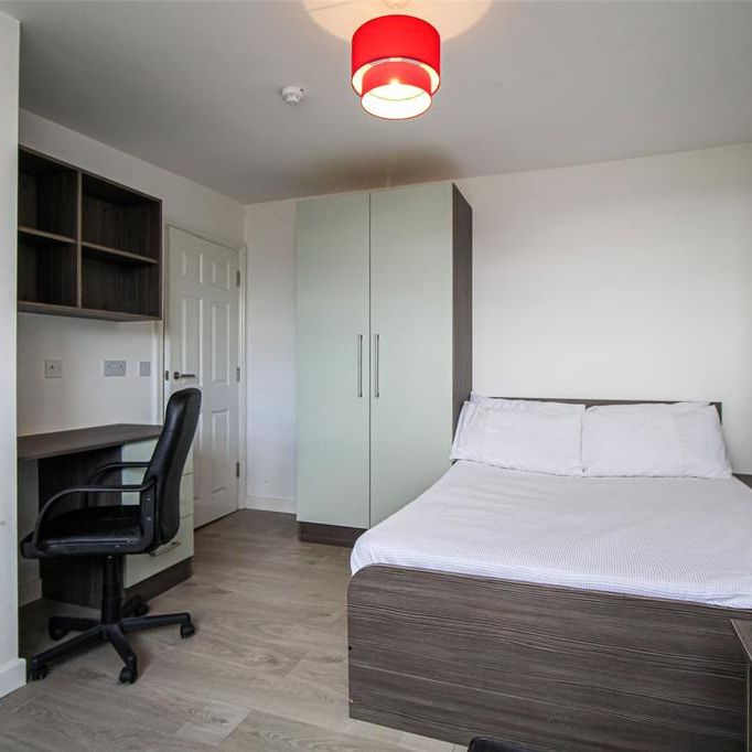 Studio to rent - Photo 1