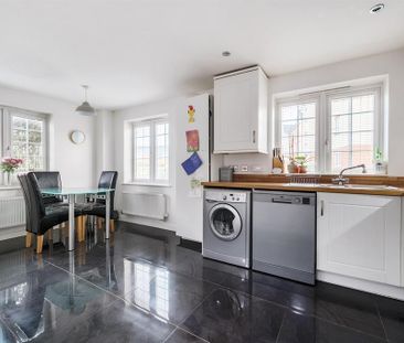 3 bedroom end of terrace house to rent - Photo 6