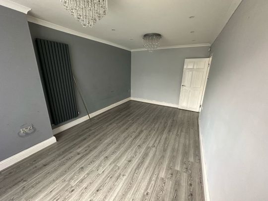 3 Bed Semi-Detached House, Stechford Road, B34 - Photo 1