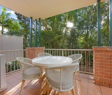 Low-Maintenance Living in Grange – Stylish Oasis in Hermitage Gardens - Photo 4