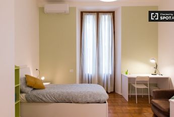 Via Giacomo Zanella, 59, Milano, Lombardy 20133