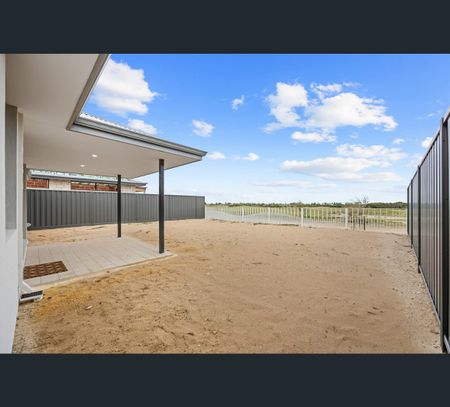43 Tidal Drive, Port Kennedy, WA 6172 - Photo 5