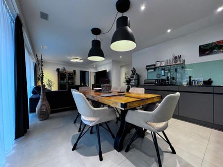 Exklusive, moderne 3.5-Zimmer-Attikawohnung mit grosser Terrasse & Waschturm - Foto 3