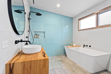 Peaceful Fully Furnished Retreat in Beautiful Tootgarook - Photo 5