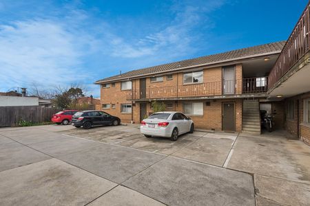 6/34 Wilmoth Street, Northcote VIC 3070 - Photo 2
