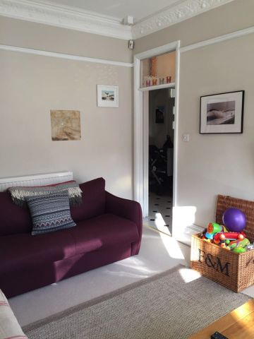 2 Bed Flat, Lorna Road, BN3 - Photo 3