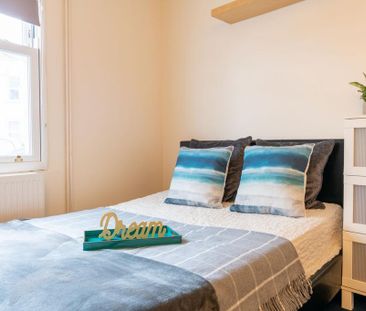 5 bedroom house to rent - Photo 2