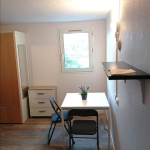 1 pièce - Meublé - 15,85 m² - 3ème étage - Colocation non autorisée - Photo 2