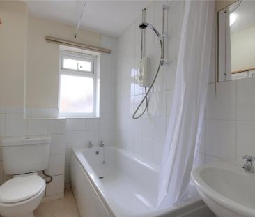 2 bedroom semi-detached house to rent - Photo 5