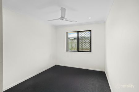 Modern Family Home! - Photo 4