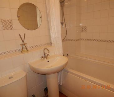 1 bedroom semi-detached house to rent - Photo 1