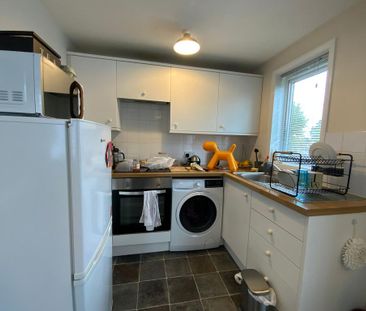 1 bedroom ground floor flat to rent - Photo 5