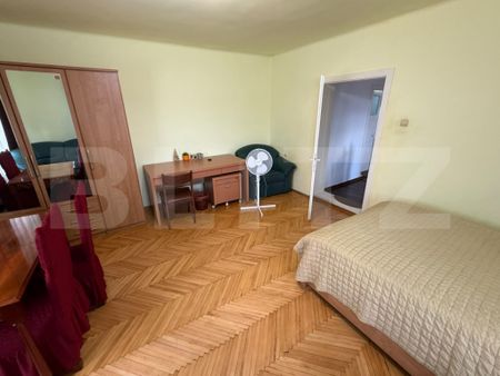 Garsoniera, 35 mp, pat matrimonial, zona UMF - Photo 3