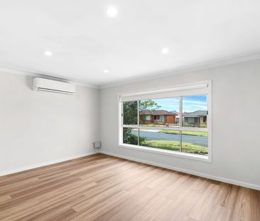 Modern, Move-In Ready Home in the Heart of Kanahooka! - Photo 6
