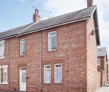 3 bedroom end of terrace, Darlington - Photo 6