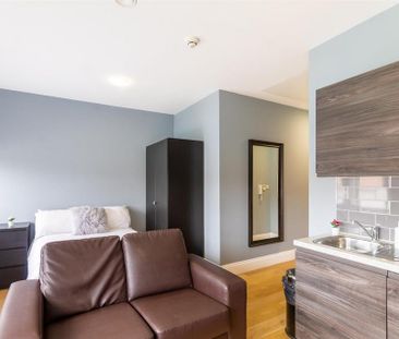 Studio to rent - Photo 4