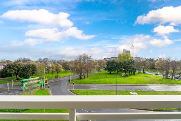 APARTMENT 310, SHORE CLUB, BEACH ROAD, DUBLIN 4, D04 W9E2 - Photo 1