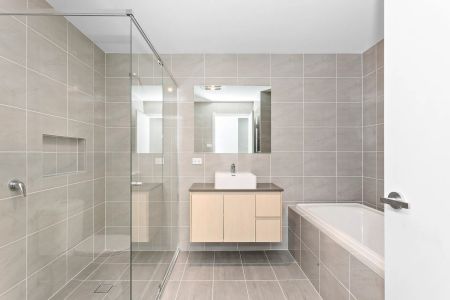 4 Bedroom Duplex - Photo 4