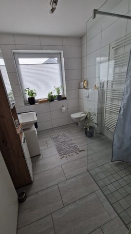 moderne 3 Zimmerwohnung im EG - Photo 4