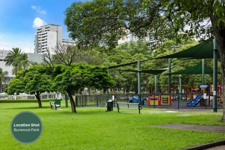 Ultra-modern two-bedroom apartment in central Burwood location - Photo 3