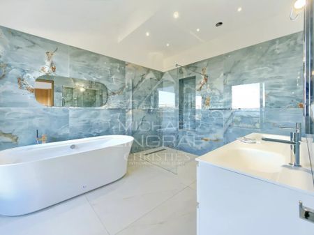 Proche Saint-Paul de Vence - Superbe propriété entièrement rénovée avec vue mer - 5 chambres - Photo 4