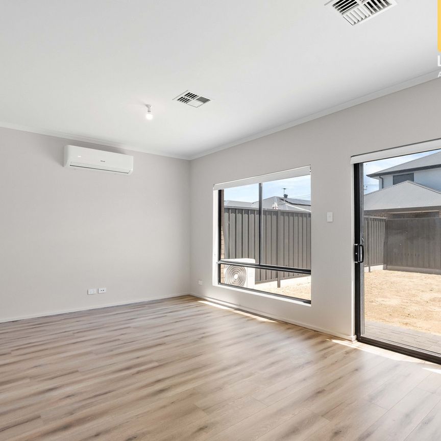 12 Ginger Street, Woodville Gardens SA 5012 - Townhouse For Rent | Domain - Photo 1