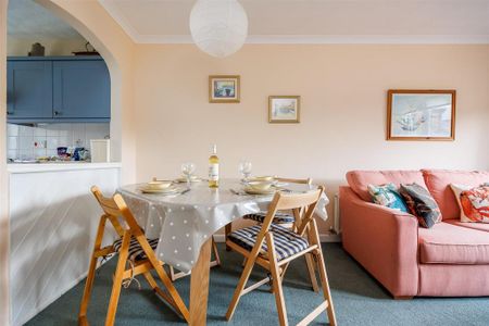 2 bedroom house to rent - Photo 3