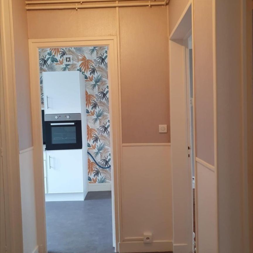 Appartement F2 à louer à FALAISE 14700 - Photo 1