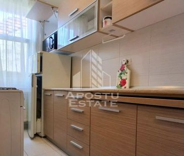 Apartament 1 camera,Decomandat,38 mp, mobilat - Fotografie 6