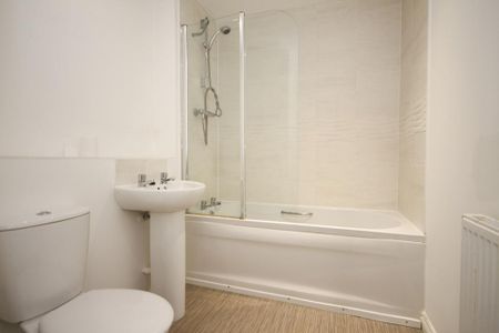 2 bedroom apartment to rent - Photo 2