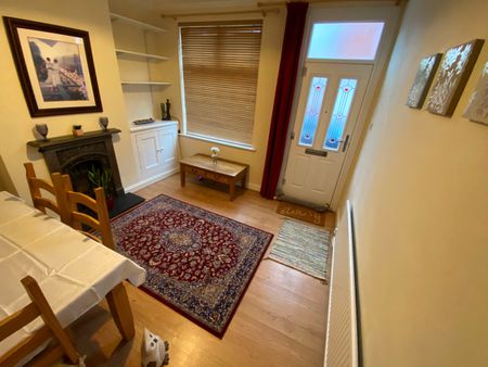 2 Bed Terraced House, Tyndale Street, LE3 - Photo 3