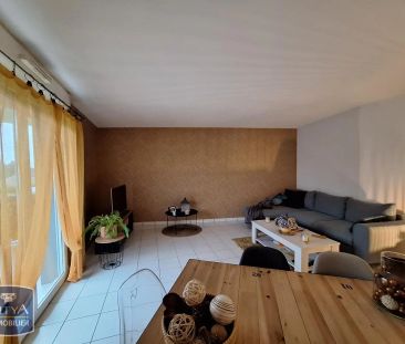 Appartement à louer 3 pièces 71.01m² - Photo 2