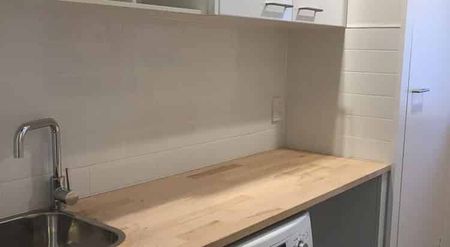 Large family home with a cosy feel - Photo 2