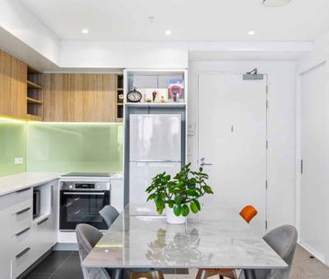 offers comfortable and low-maintenance living perfect for professio... - Photo 1