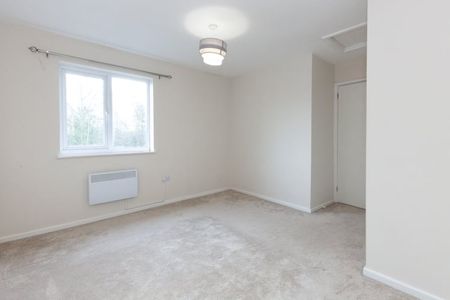 Avocet Way, Bicester - Photo 2