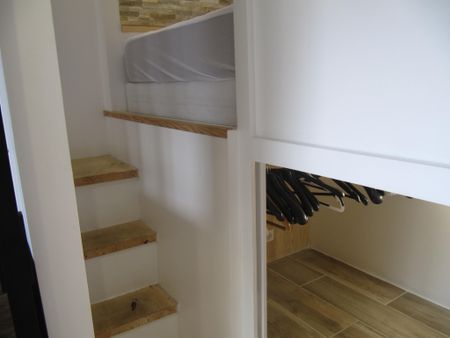 Location Appartement 1 pièce 29m² ST RAPHAEL 83700 - Photo 4