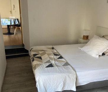 Location Appartement 2 pièces 38m² MILLAU 12100 - Photo 2