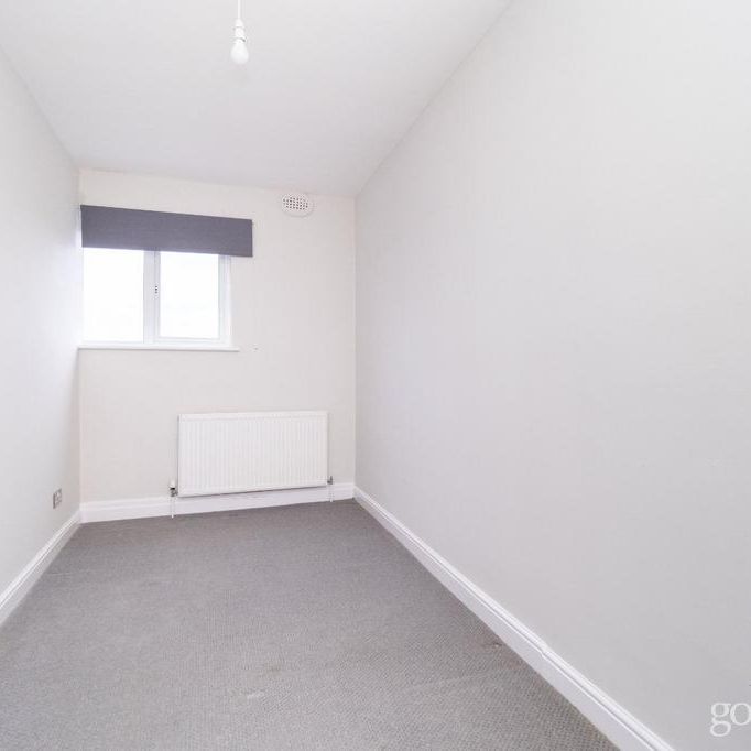 3 bedroom apartment to rent - Photo 1