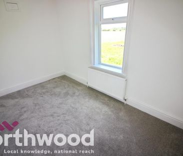 3 bedroom detached house to rent - Photo 4