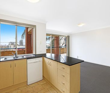 57/7 Regent Street, Wollongong NSW 2500, Wollongong - Photo 4
