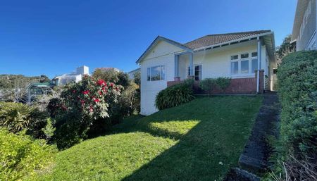 Charming 4-Bedroom Home with views in Wellington’s Desirable Northland - Photo 5