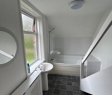 2 Bed Flat, Sandringham Drive, CH45 - Photo 5