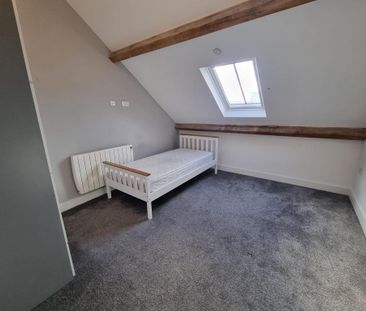 3 bedroom flat to rent - Photo 1