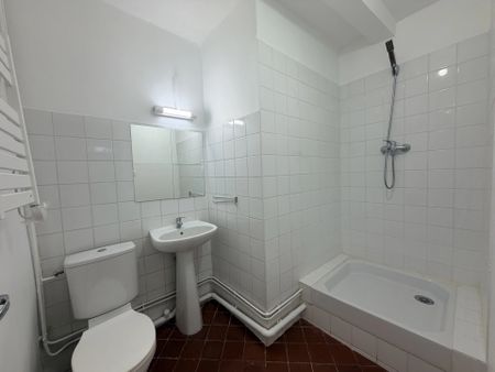 Location Appartement 1 pièce 35m² LA CIOTAT 13600 - Photo 3