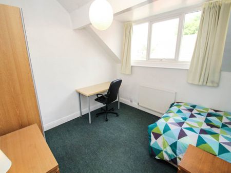 Glebe Avenue (room 6), Kirkstall, Leeds - Photo 5