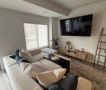 For Lease - 63 Kenneth Kirby Lane, Whitchurch-Stouffville, Ontario - Photo 4