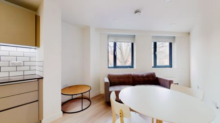 1 Bed 1 Bath - Photo 2