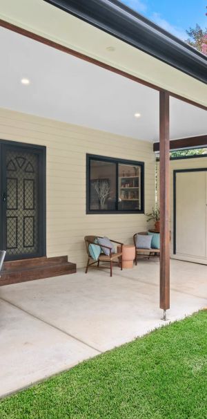 Modern and Stylish Sanctuary - Photo 1