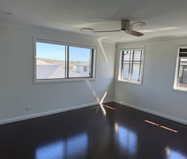Perfectly Positioned Family Home - Walk to Shops, Schools & Parks - Photo 5